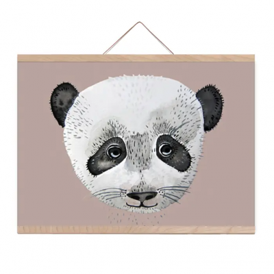 Ilustração emoldurada de um rosto de panda com fundo cor de rosa