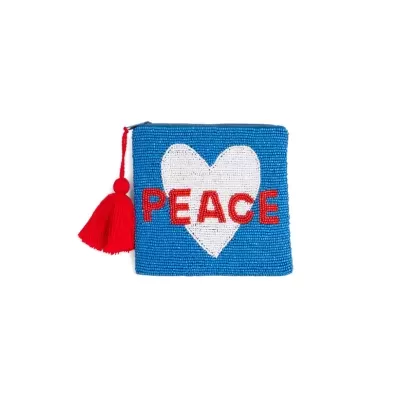 Bolsa pequena azul com coração branco e palavra PEACE vermelha com tassel