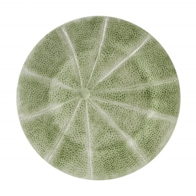Prato redondo verde com textura de folha