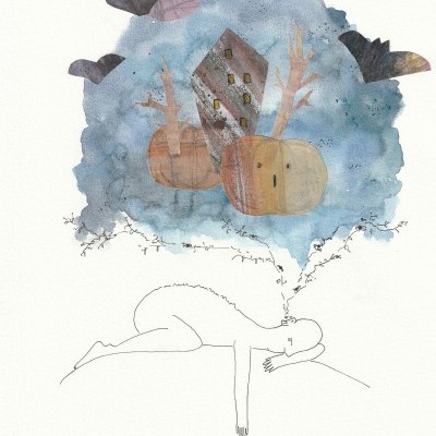 Desenho a aguarela de uma pessoa deitada com uma nuvem azul de pensamento contendo casa, árvores, abóboras e morcegos.