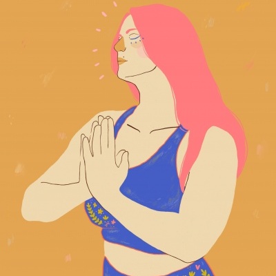 Ilustração de mulher com cabelo rosa e roupa desportiva azul com padrões florais.