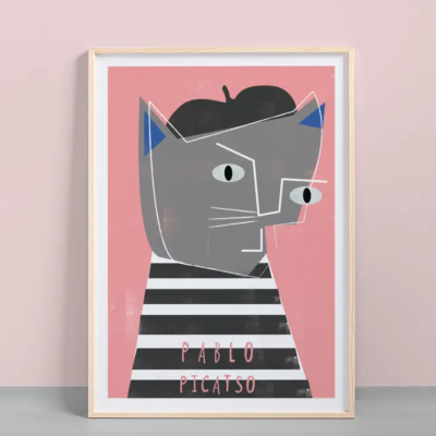 Ilustração de gato estilizado em quadro com moldura de madeira clara