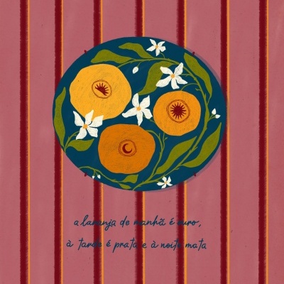 Ilustração de laranjas e flores num prato azul com fundo riscado e texto manuscrito.