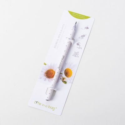 Caneta branca com padrão floral embalada em cartão branco com imagem de flor e texto