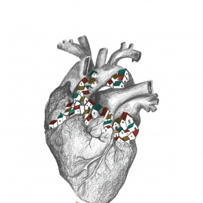 Desenho de um coração humano com pequenas casas coloridas nas artérias.