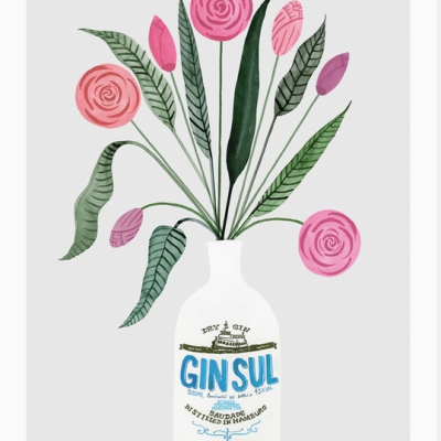Ilustração de vaso branco com flores rosas e texto GINSUL