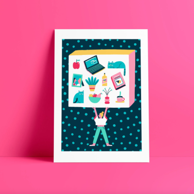 Cartaz ilustrado com pessoas, objetos e gato em caixa sobre fundo azul de bolinhas