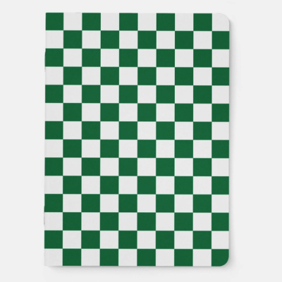 Caderno com padrão de quadrados verdes e brancos