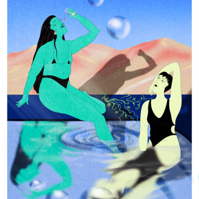 Duas mulheres em roupa de banho preta na piscina com bolhas e montanhas ao fundo