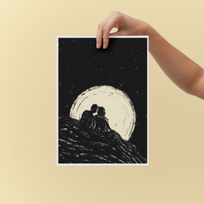 Pôster com duas silhuetas numa colina e um grande círculo amarelo atrás