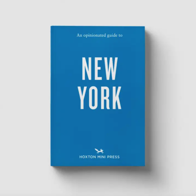 Livro azul com texto branco NEW YORK HOXTON MINI PRESS