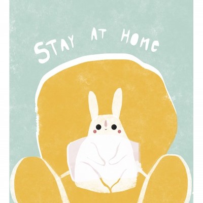 Ilustração de coelho branco numa cadeira amarela com texto Stay At Home