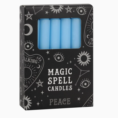 Embalagem preta com velas azuis e texto MAGIC SPELL CANDLES PEACE