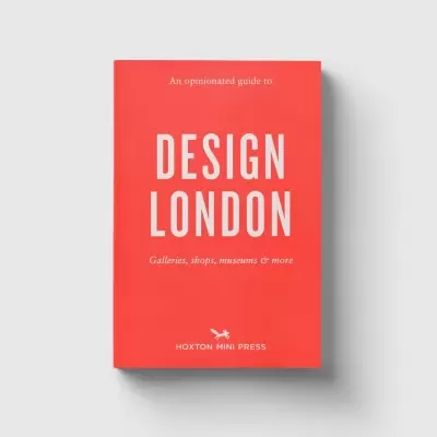 Capa de livro vermelha com texto branco DESGIN LONDON