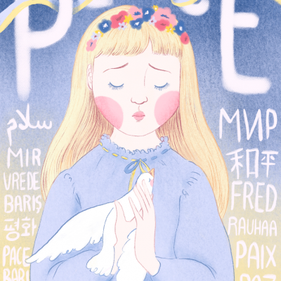 Rapazinha loira com flores na cabeça segura uma pomba branca, fundo azul com palavra PEACE e traduções de paz em várias línguas.