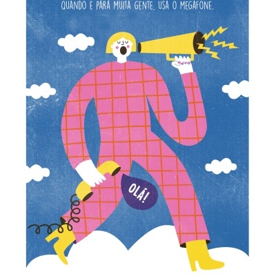 Ilustração de pessoa com fato quadriculado rosa usando megafone e telefone antigo com texto em português