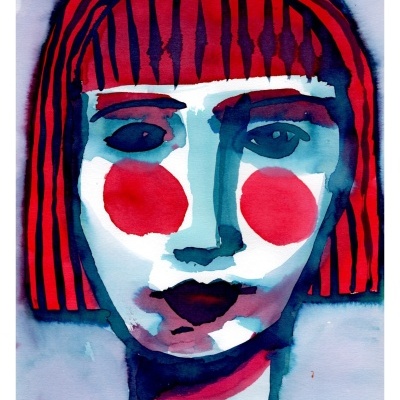 Pintura em aguarela de um rosto humano estilizado com cabelo vermelho listrado e bochechas vermelhas
