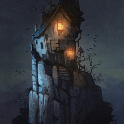 Casa antiga iluminada no topo de um penhasco rochoso ao anoitecer