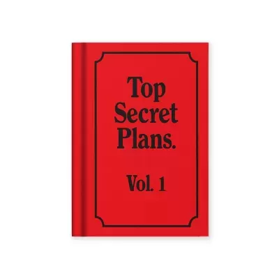 Caderno vermelho com texto preto Top Secret Plans. Vol. 1