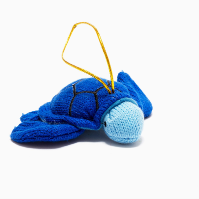 Pelúcia tartaruga azul com fio dourado para pendurar