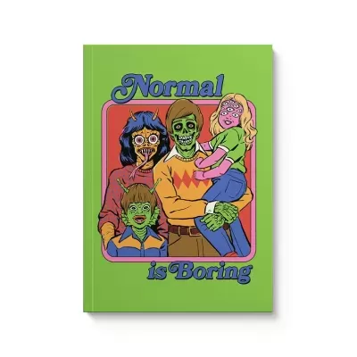 Capa de livro verde com pessoas com rostos de monstros e texto 'Normal is Boring'.