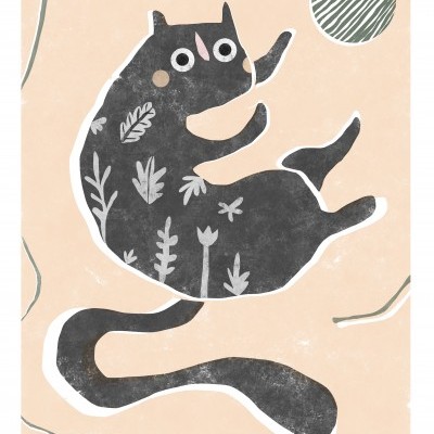 Desenho estilizado de gato preto com folhas brancas brincando com novelo de lã verde em fundo bege