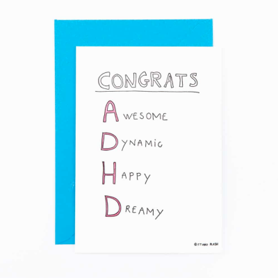 Cartão branco com texto do acróstico ADHD e envelope azul.