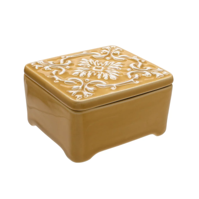 Caixa quadrada de cerâmica mostarda com tampa decorativa em relevo branco
