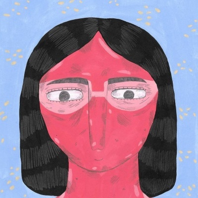 Desenho de rosto feminino com pele vermelha, cabelo preto e óculos sobre fundo azul claro com manchas amarelas