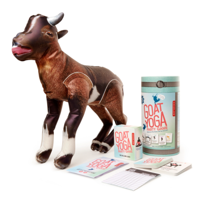 Brinquedo de cabra de pelúcia com jogo 'Goat Yoga Party Game'