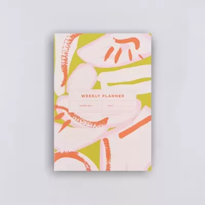 Bloco de notas semanal com capa colorida abstrata e texto WEEKLY PLANNER