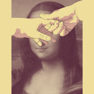 Mona Lisa em tons sépia com duas mãos ilustradas cobrindo parcialmente o rosto