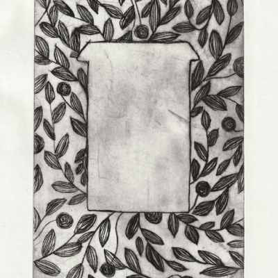 Ilustração preta e branca com retângulo central e padrão de folhas