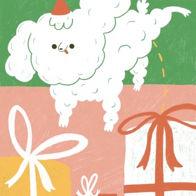 Ilustração de cão branco com chapéu vermelho junto a caixas de presente coloridas