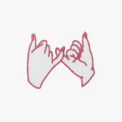 Patch bordado de duas mãos com contornos rosa e preenchimento branco