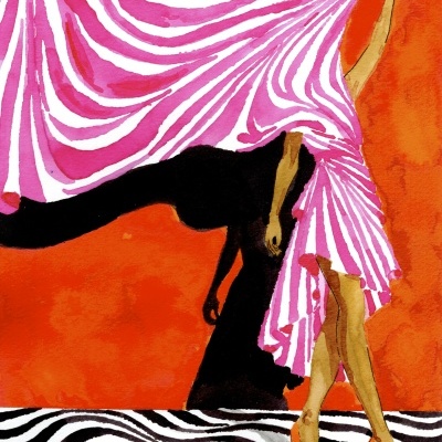 Ilustração de mulher com vestido rosa e branco e sapatos laranja em fundo laranja com padrão riscas preto e branco.