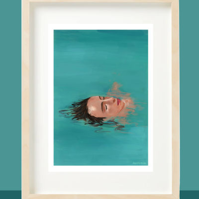 quadro com pintura de rosto feminino imerso em água azul