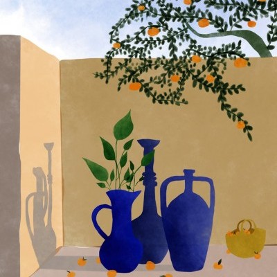 Conjunto de jarros de cerâmica azul com planta verde e frutos laranja sob um ramo de árvore