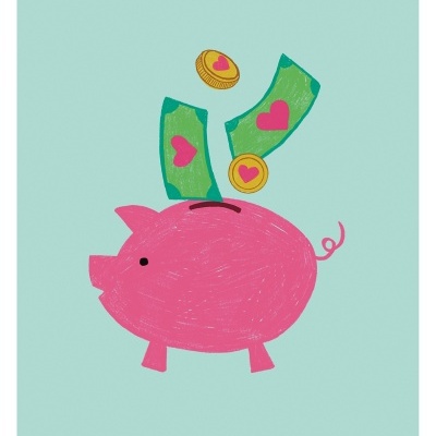 Mealheiro rosa com moedas e notas de dinheiro decoradas com corações sobre fundo azul claro.