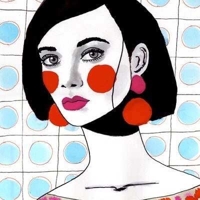 Ilustração de mulher com brincos laranja e rosa, vestido floral e fundo com círculos azuis.