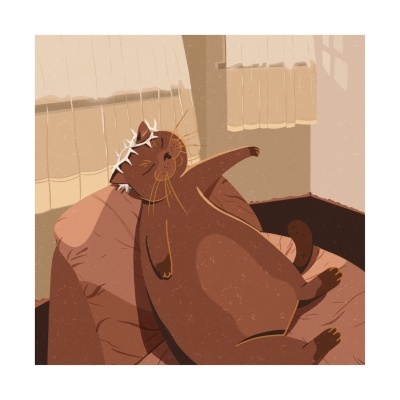 Ilustração de gato castanho deitado num sofá cor de rosa numa sala iluminada