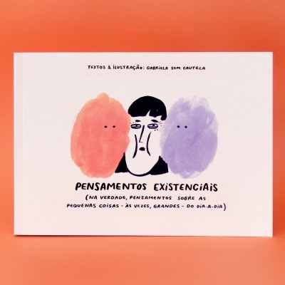 Livro com ilustração e texto em português sobre fundo laranja