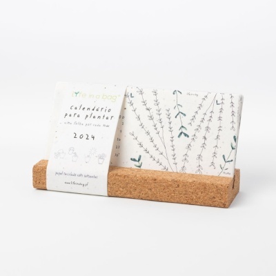Calendário para plantar 2024 com suporte de cortiça e ilustrações botânicas
