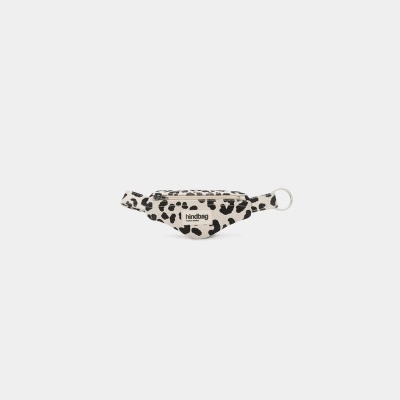 Bolsa animal print preto e branco com texto i handbag