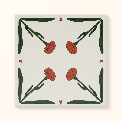 Azulejo branco decorado com flores vermelhas e folhas verdes em padrão simétrico