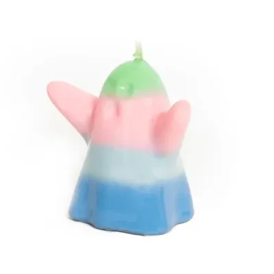 Vela colorida em forma de fantasma com pavio no topo