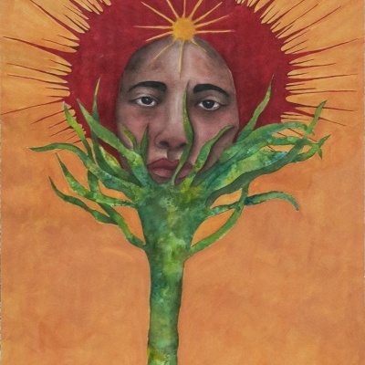Ilustração de uma árvore verde com rosto humano e auréola vermelha no fundo castanho laranja