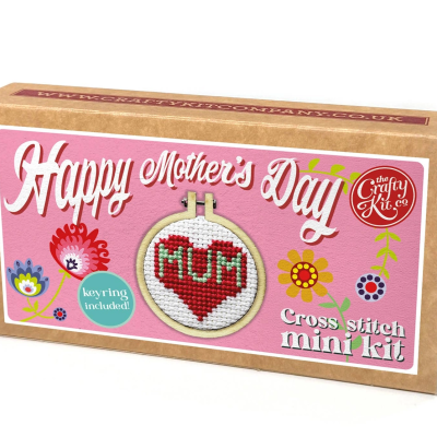 Caixa de kit mini ponto cruz Happy Mothers Day com design rosa e flores