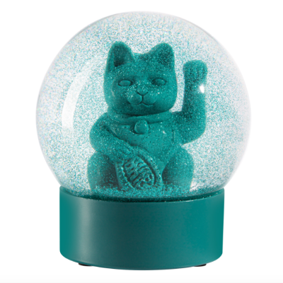Globo de neve com gato da sorte verde dentro