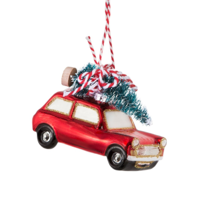 enfeite natalício carro vermelho com árvores e canas-doces